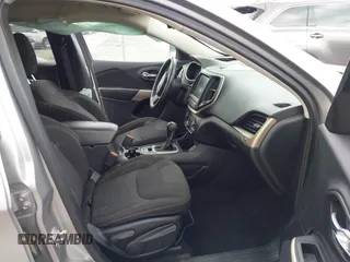 2017 Jeep Cherokee Latitude with VIN 1C4PJLCB0HW640731, listed as a IAAI auction lot 42327480 with 133,884 mi miles and . Bid and sale history available at DreamBid. Image 5.