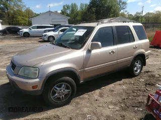 2000 Honda CR-V SE with VIN JHLRD1875YS012621, listed as a IAAI auction lot 42027584 with 211,710 mi miles. Bid and sale history available at carsss.com. Image 2.
