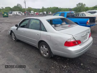 2003 Toyota Avalon XL with VIN 4T1BF28B83U307465, listed as a IAAI auction lot 42162357 with 173,681 mi miles and . Bid and sale history available at DreamBid. Image 3.