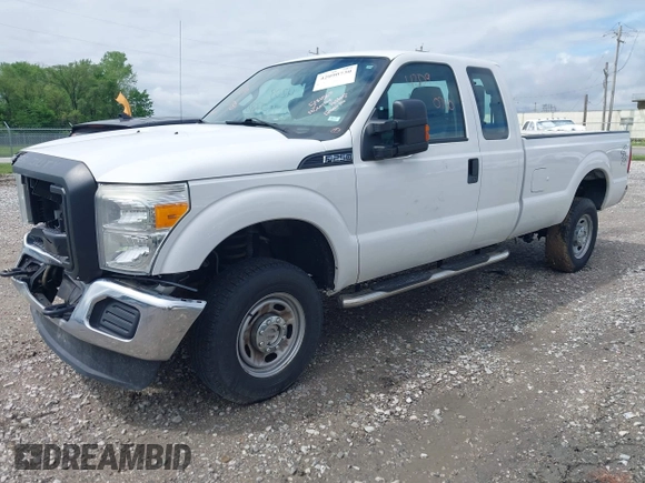 2015 Ford Super Duty F-250 SRW XLT with VIN 1FT7X2B69FEC44250, listed as a IAAI auction lot 42090730 with 286,471 mi miles. Bid and sale history available at carsss.com. Image 2.