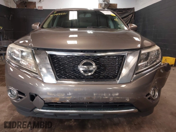 2013 Nissan Pathfinder SV with VIN 5N1AR2MM9DC689684, listed as a IAAI auction lot 41749471 with 162,065 mi miles. Bid and sale history available at carsss.com. Image 12.