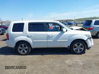 2013 Honda Pilot EX-L with VIN 5FNYF4H5XDB075692, listed as a IAAI auction lot 42073807 with 154,824 mi miles and . Bid and sale history available at carsss.com. Image 13.