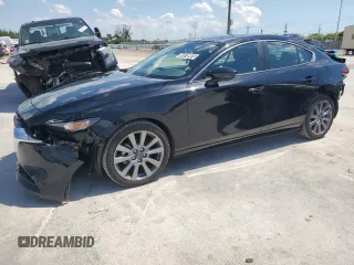 2025 Mazda 3 S Preferred z VIN 3MZBPACM1SM456479, wystawiony jako Copart lot #56570955 z przebiegiem Nie podano mil oraz Nie do naprawy • Non repairable. Historia ofert i sprzedaży dostępna na DreamBid. Obrazek 1.