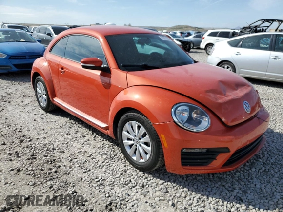 2019 Volkswagen Beetle S с VIN 3VWFD7AT9KM712147, выставлен на аукционе Copart как лот 51871395 с пробегом 39 831 миль миль и Списание • Salvage title. История ставок и продаж доступна на DreamBid. Изображение 4.