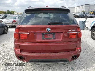 2012 BMW X5 35d z VIN 5UXZW0C51CL664774, wystawiony jako Copart lot #50028145 z przebiegiem 129 850 mil mil oraz Tytuł czysty. Historia ofert i sprzedaży dostępna na DreamBid. Obrazek 6.