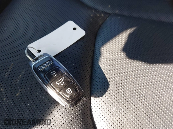2021 Audi Q8 Premium Plus z VIN WA1EVAF15MD035056, wystawiony jako IAAI lot #41534412 z przebiegiem 65 579 mil mil oraz . Historia ofert i sprzedaży dostępna na DreamBid. Obrazek 11.