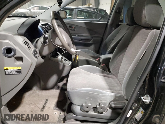 2008 Hyundai Tucson SE with VIN KM8JN72D88U807705, listed as a Copart auction lot 77490174 with 89,117 mi miles and Salvage Title. Bid and sale history available at carsss.com. Image 7.