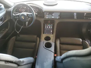 2022 Porsche Taycan 4 z VIN WP0BA2Y11NSA67171, wystawiony jako Copart lot #59885844 z przebiegiem 22 760 mil mil oraz Szkoda całkowita • Salvage title. Historia ofert i sprzedaży dostępna na DreamBid. Obrazek 8.