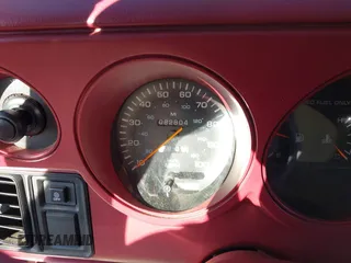 1994 Dodge Passenger with VIN 2B5WB35Z9RK576493, listed as a IAAI auction lot 41608205 with 82,804 mi miles. Bid and sale history available at carsss.com. Image 7.