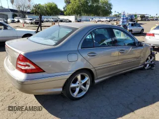 2006 Mercedes-Benz C 230 Sport с VIN WDBRF52H56A915112, выставлен на аукционе Copart как лот 46604005 с пробегом 88 624 миль миль и Списание • Salvage title. История ставок и продаж доступна на DreamBid. Изображение 3.