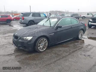 2011 BMW M3 with VIN WBSDX9C56BE784093, listed as a IAAI auction lot 41564377 with 1 mi miles. Bid and sale history available at carsss.com. Image 2.