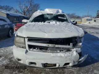 2011 Chevrolet Suburban LS with VIN 1GNSCHE08BR164898, listed as a Copart auction lot 41535965 with 199,649 mi miles and Salvage Title. Bid and sale history available at carsss.com. Image 5.