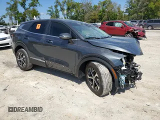 2025 Kia Sportage EX with VIN KNDPV3DF8S7345951, listed as a Copart auction lot 50530935 with 4,018 mi miles and Non Repairable. Bid and sale history available at carsss.com. Image 4.