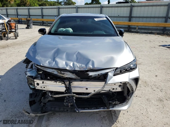2022 Toyota Avalon Hybrid XSE Nightshade with VIN 4T1EA1AB2NU012350, listed as a Copart auction lot 74026394 with 32,354 mi miles and Non Repairable. Bid and sale history available at carsss.com. Image 5.