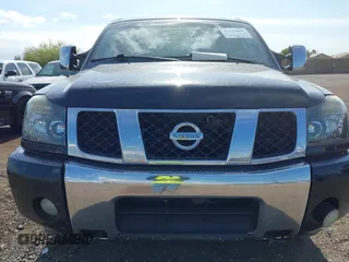 2006 Nissan Titan LE z VIN 1N6AA07B86N558017, wystawiony jako IAAI lot #42179803 z przebiegiem 185 367 mil mil oraz . Historia ofert i sprzedaży dostępna na DreamBid. Obrazek 6.