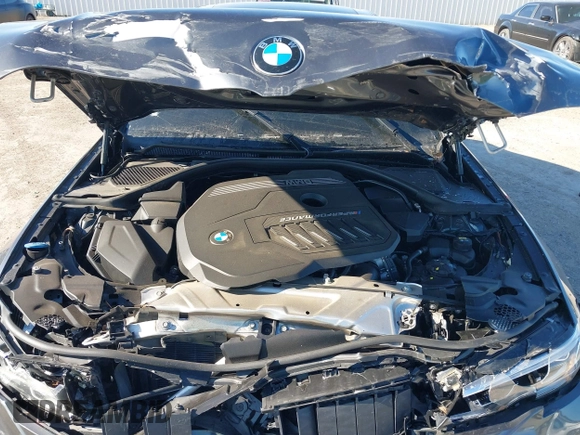 2020 BMW 3 Series M340i with VIN WBA5U7C04LFH15329, listed as a IAAI auction lot 41383675 with Not Provided miles. Bid and sale history available at carsss.com. Image 10.