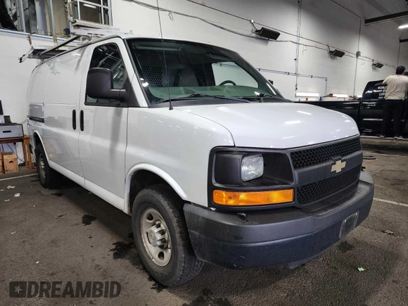 2013 Chevrolet Express Cargo z VIN 1GCWGFCA8D1141881, wystawiony jako IAAI lot #42728830 z przebiegiem 208 897 mil mil oraz . Historia ofert i sprzedaży dostępna na DreamBid. Obrazek 23.