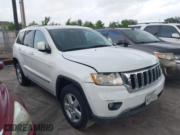2011 Jeep Grand Cherokee 70th Anniversary with VIN 1J4RR4GG4BC562003, listed as a IAAI auction lot 42022419 with 231,786 mi miles. Bid and sale history available at carsss.com. Image 1.