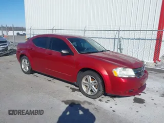 2008 Dodge Avenger SXT z VIN 1B3LC56K38N183131, wystawiony jako IAAI lot #41581124 z przebiegiem 209 686 mil mil oraz . Historia ofert i sprzedaży dostępna na DreamBid. Obrazek 1.