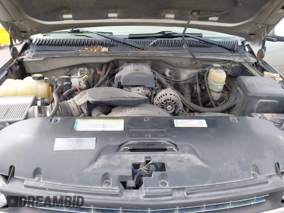 2000 Chevrolet Silverado 2500 LS z VIN 1GCGK29U4YE309544, wystawiony jako IAAI lot #42115349 z przebiegiem 227 652 mil mil oraz . Historia ofert i sprzedaży dostępna na DreamBid. Obrazek 10.
