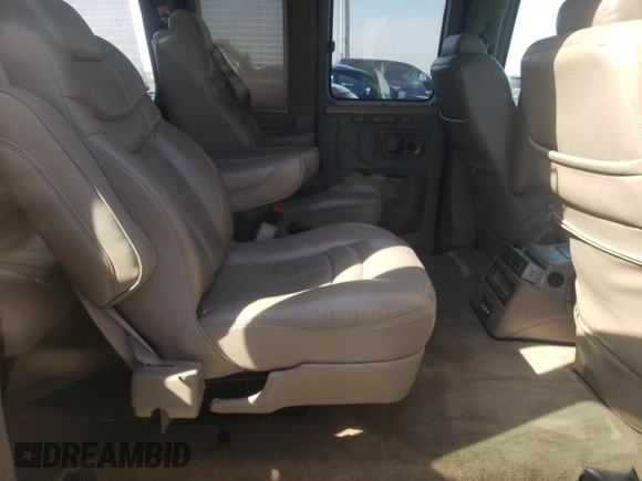 2006 GMC Savana Commercial SRW C6Y z VIN 1GDFG15T761243429, wystawiony jako Copart lot #65395394 z przebiegiem 147 222 mil mil oraz Szkody całkowita. Historia ofert i sprzedaży dostępna na DreamBid. Obrazek 11.