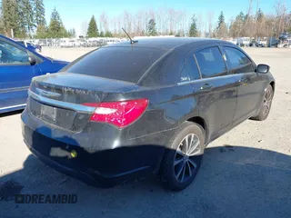 2011 Chrysler 200 S with VIN 1C3BC8FG2BN599139, listed as a IAAI auction lot 41401870 with 174,134 mi miles and . Bid and sale history available at DreamBid. Image 4.