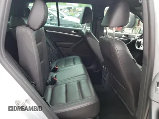 2016 Volkswagen Tiguan SE with VIN WVGBV7AX5GW060549, listed as a Copart auction lot 54997694 with 81,567 mi miles and Salvage Title. Bid and sale history available at DreamBid. Image 11.