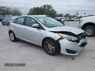 2015 Ford Focus SE with VIN 1FADP3K25FL328797, listed as a IAAI auction lot 41328404 with 72,368 mi miles. Bid and sale history available at carsss.com. Image 1.