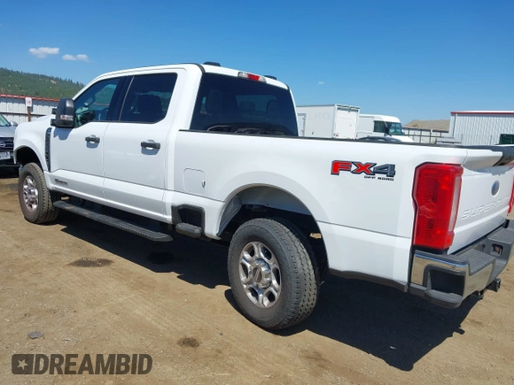 2025 Ford F-250 XL с VIN 1FT7W2BT5SEC99779, выставлен на аукционе IAAI как лот 42849068 с пробегом 7 850 миль миль и . История ставок и продаж доступна на DreamBid. Изображение 3.