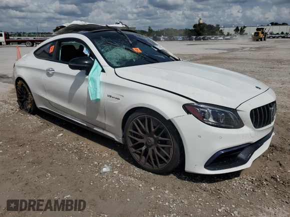2019 Mercedes-Benz C 63 S AMG z VIN WDDWJ8HB1KF899291, wystawiony jako Copart lot #70641174 z przebiegiem Nie podano mil oraz Nie do naprawy • Non repairable. Historia ofert i sprzedaży dostępna na DreamBid. Obrazek 4.