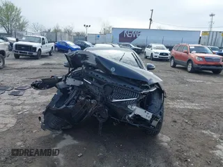 2019 Mercedes-Benz C with VIN 55SWF8EB5KU321410, listed as a IAAI auction lot 41951332 with Not Provided miles. Bid and sale history available at carsss.com. Image 6.