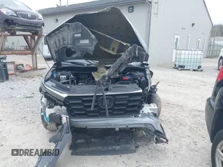 2024 Honda CR-V LX with VIN 2HKRS4H20RH403572, listed as a IAAI auction lot 41949988 with Not Provided miles and . Bid and sale history available at DreamBid. Image 12.