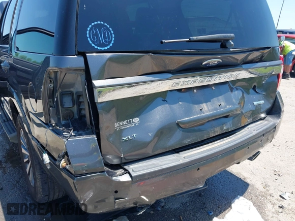 2016 Ford Expedition XLT z VIN 1FMJU1HT3GEF38441, wystawiony jako IAAI lot #42169635 z przebiegiem 106 398 mil mil oraz . Historia ofert i sprzedaży dostępna na DreamBid. Obrazek 6.