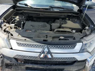 2019 Mitsubishi Outlander SE with VIN JA4AD3A30KZ034757, listed as a Copart auction lot 56308475 with 123,936 mi miles and Salvage title. Bid and sale history available at DreamBid. Image 12.