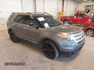 2014 Ford Explorer XLT z VIN 1FM5K8D8XEGB17318, wystawiony jako IAAI lot #42048760 z przebiegiem 191 132 mil mil oraz . Historia ofert i sprzedaży dostępna na DreamBid. Obrazek 1.