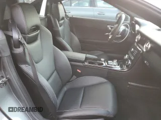 2020 Mercedes-Benz SLC 300 z VIN W1KPK3JA0LF172375, wystawiony jako Copart lot #56552705 z przebiegiem 16 831 mil mil oraz Nie do naprawy. Historia ofert i sprzedaży dostępna na DreamBid. Obrazek 10.