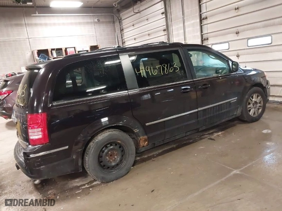 2010 Chrysler Town & Country Touring with VIN 2A4RR5D12AR299120, listed as a IAAI auction lot 41967863 with 80,326 mi miles. Bid and sale history available at carsss.com. Image 4.