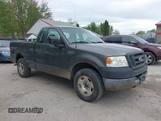 2005 Ford F-150 XL z VIN 1FTRF12265NB74269, wystawiony jako IAAI lot #42267542 z przebiegiem 180 386 mil mil oraz . Historia ofert i sprzedaży dostępna na DreamBid. Obrazek 14.