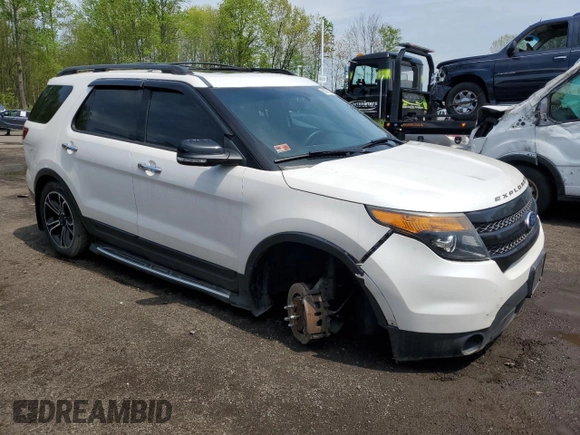 2013 Ford Explorer Sport with VIN 1FM5K8GT1DGC40276, listed as a Copart auction lot 50887045 with 211,993 mi miles and Clean Title. Bid and sale history available at carsss.com. Image 4.