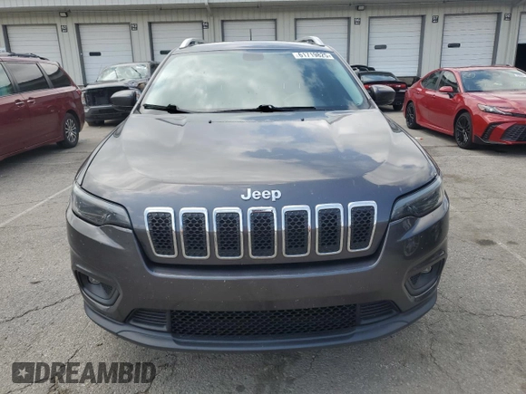 2020 Jeep Cherokee Latitude Plus z VIN 1C4PJMLB9LD551489, wystawiony jako Copart lot #61719825 z przebiegiem 114 053 mil mil oraz Szkoda całkowita • Salvage title. Historia ofert i sprzedaży dostępna na DreamBid. Obrazek 5.