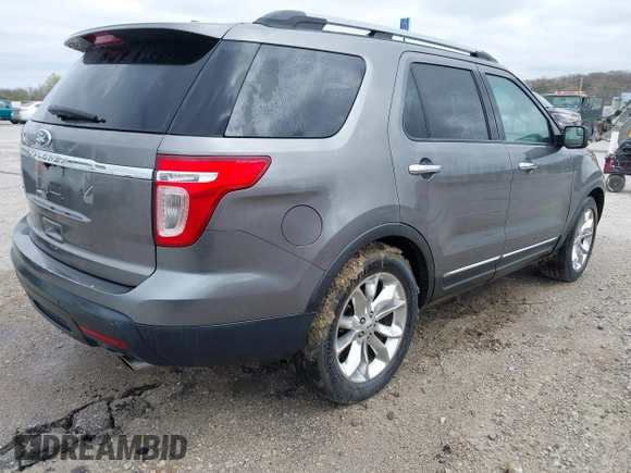 2012 Ford Explorer XLT with VIN 1FMHK7D86CGA38667, listed as a IAAI auction lot 41907534 with 325,802 mi miles and . Bid and sale history available at DreamBid. Image 4.