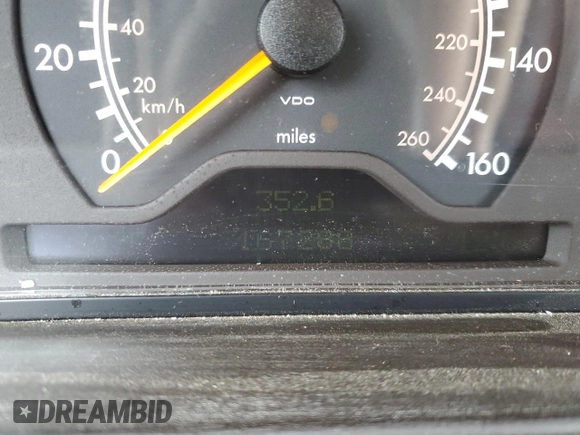 1997 Mercedes-Benz E-Class with VIN WDBJF72F7VA518538, listed as a Copart auction lot 83118824 with 167,288 mi miles and Salvage Title. Bid and sale history available at carsss.com. Image 9.