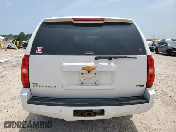 2012 Chevrolet Suburban LT with VIN 1GNSCJE04CR265414, listed as a Copart auction lot 58189085 with 183,114 mi miles and Clean title. Bid and sale history available at DreamBid. Image 6.