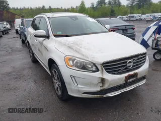 2015 Volvo XC60 T6 Premier Plus с VIN YV4902RC8F2612666, выставлен на аукционе IAAI как лот 42193877 с пробегом 101 910 миль миль и . История ставок и продаж доступна на DreamBid. Изображение 1.