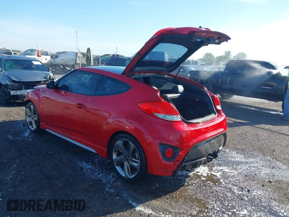2013 Hyundai Veloster Turbo z VIN KMHTC6AE3DU169229, wystawiony jako IAAI lot #42087798 z przebiegiem 120 741 mil mil oraz . Historia ofert i sprzedaży dostępna na DreamBid. Obrazek 3.