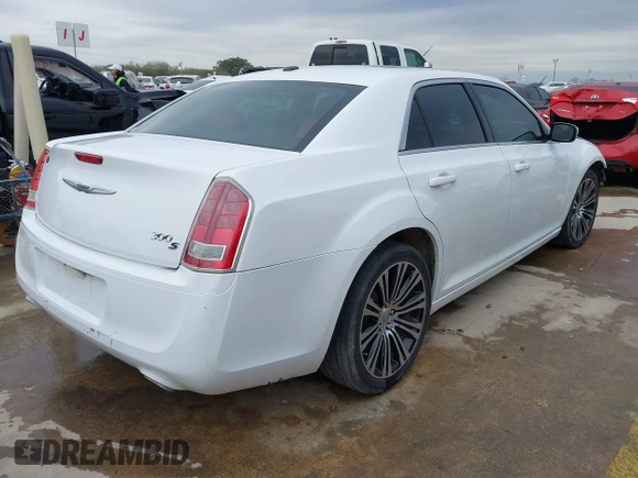 2013 Chrysler 300 with VIN 2C3CCABGXDH735739, listed as a IAAI auction lot 41282492 with 121,487 mi miles. Bid and sale history available at carsss.com. Image 4.