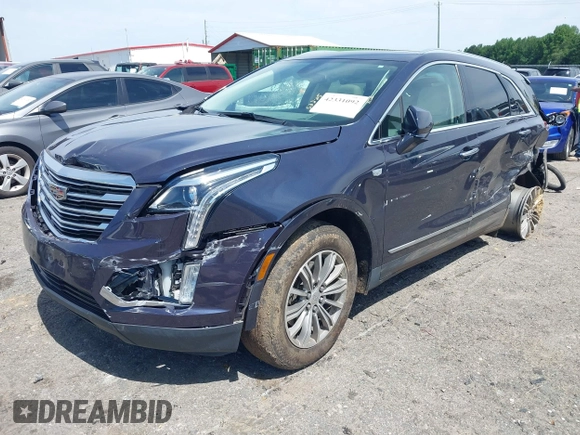 2019 Cadillac XT5 Luxury AWD z VIN 1GYKNDRSXKZ232989, wystawiony jako IAAI lot #42331092 z przebiegiem 54 100 mil mil oraz . Historia ofert i sprzedaży dostępna na DreamBid. Obrazek 2.