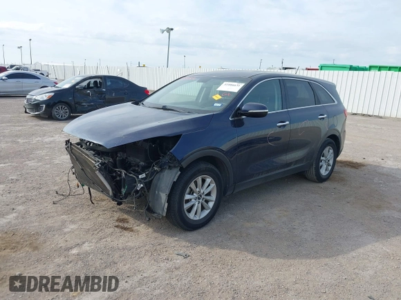 2019 Kia Sorento LX z VIN 5XYPG4A57KG477968, wystawiony jako IAAI lot #41886631 z przebiegiem 129 501 mil mil oraz . Historia ofert i sprzedaży dostępna na DreamBid. Obrazek 15.