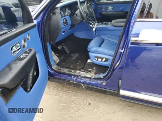 2023 Rolls-Royce Cullinan z VIN SLATV4C00PU216605, wystawiony jako Copart lot #74923524 z przebiegiem 13 428 mil mil oraz Nie do naprawy. Historia ofert i sprzedaży dostępna na DreamBid. Obrazek 13.