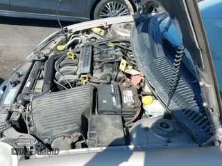 2000 Dodge Neon Highline z VIN 1B3ES46C5YD722773, wystawiony jako IAAI lot #43142303 z przebiegiem 91 601 mil mil oraz . Historia ofert i sprzedaży dostępna na DreamBid. Obrazek 14.